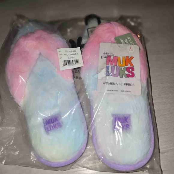 NWT Muk Luks Womens Multi Colored Pastel‎ Furry Fuzzy Slippers Large 9 10 - Picture 1 of 3